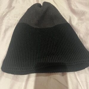 Arc’teryx knit beanie